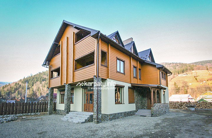 В сети узнали о поразительных доходах работника ГПУ (фото)