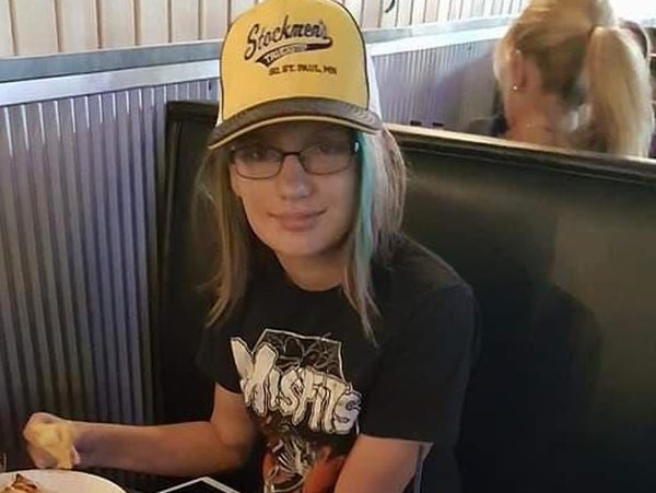 Две 11-летние девочки покончили с собой из-за травли одноклассников