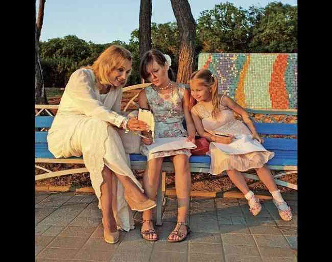 Известная российская актриса станет матерью в пятый раз