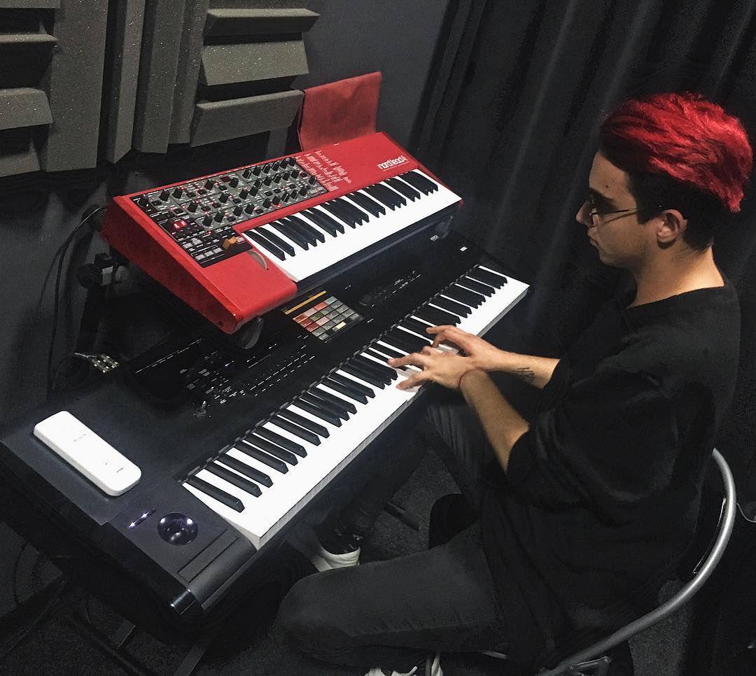 Отбор на Евровидение 2018: что известно о певце MELOVIN (фото, видео)