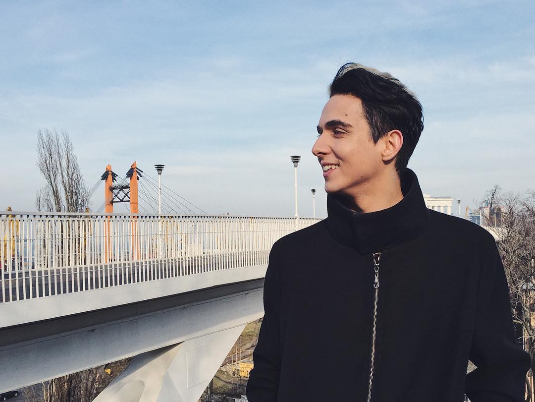 Отбор на Евровидение 2018: что известно о певце MELOVIN (фото, видео)