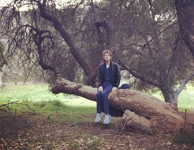 Відомий рок-музикант терміново госпіталізований: йому зроблять операцію