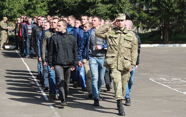 Українця забрали в армію прямо з "МакДональдса": деталі скандалу