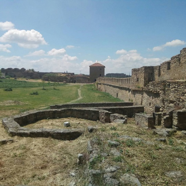 Де відпочити в Україні у листопаді: топ-5 ідей для осінньої подорожі