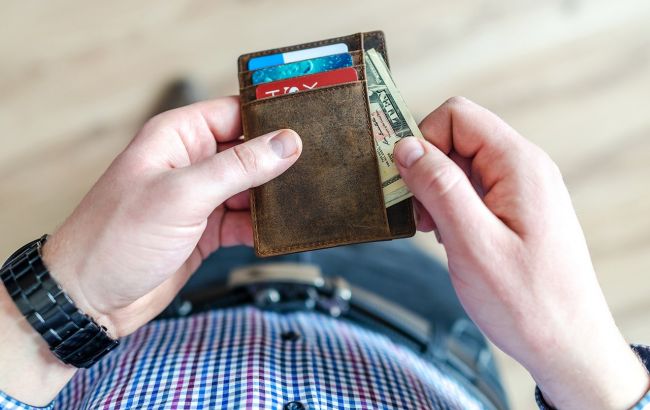 Пенсия по 5 долларов: эксперт встревожил украинцев заявлением