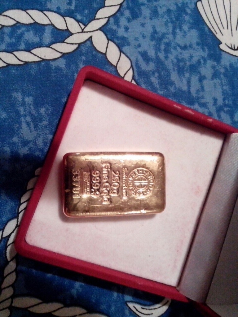 Золотой слиток СБУ