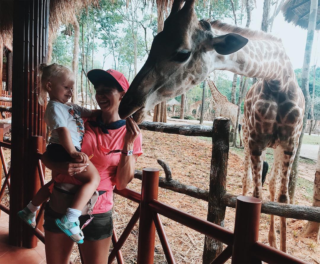 &quot;Я все время плакала&quot;: известная ведущая уходит из &quot;Орла и Решки&quot; ради дочери