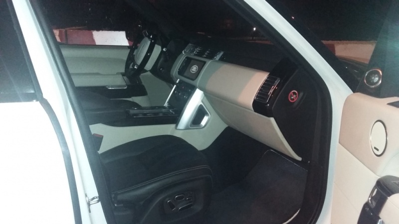 Українка намагалася вивезти в Росію викрадений Range Rover