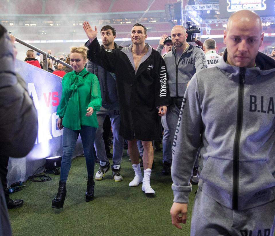 Появились первые фото Кличко после поражения от Джошуа