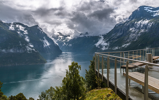 Названо найбільш благополучні країни в 2017 році