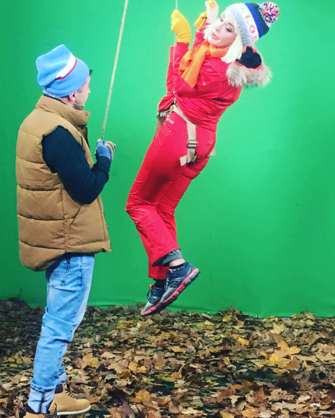 &quot;Теща и зять&quot;: Ольга Сумская поделилась яркими снимками с Зеленским