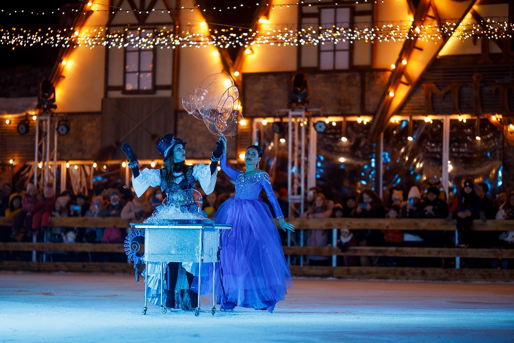 Киевлянам показали захватывающее цирковое шоу на льду: настоящая феерия!