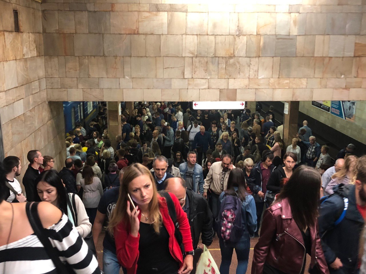 Паніка в київському метро: частина станцій закрита на вхід і вихід