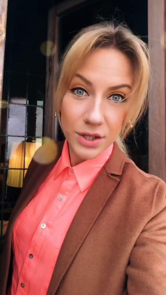 "Не агонь": Леся Никитюк отправилась с мамой в Италию (фото)