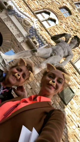 "Не агонь": Леся Никитюк отправилась с мамой в Италию (фото)