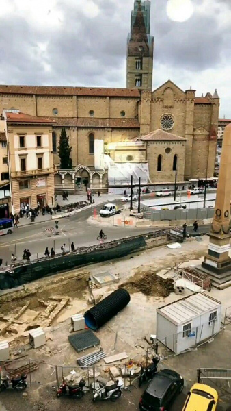 "Не агонь": Леся Никитюк отправилась с мамой в Италию (фото)