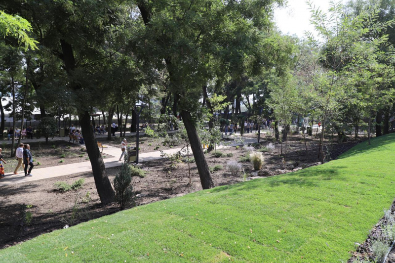 Подарок ко дню города: в Одессе торжественно открыли Греческий парк