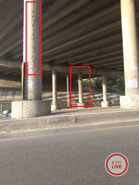 Бетон сыпется на авто: в сети показали состояние киевского моста (фото)