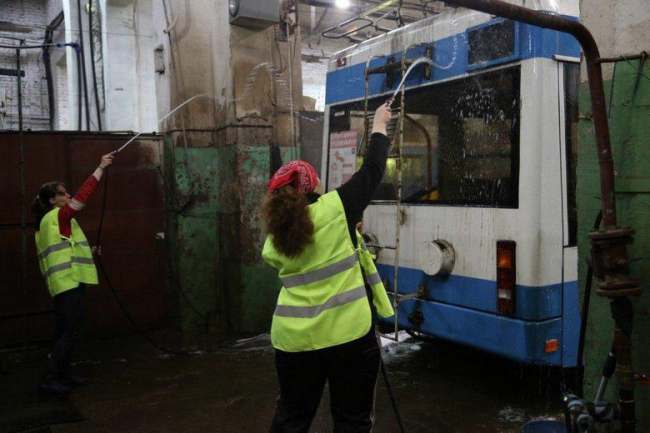 "Велике прання за 12 млн": мережу здивувала вартість миття громадського транспорту