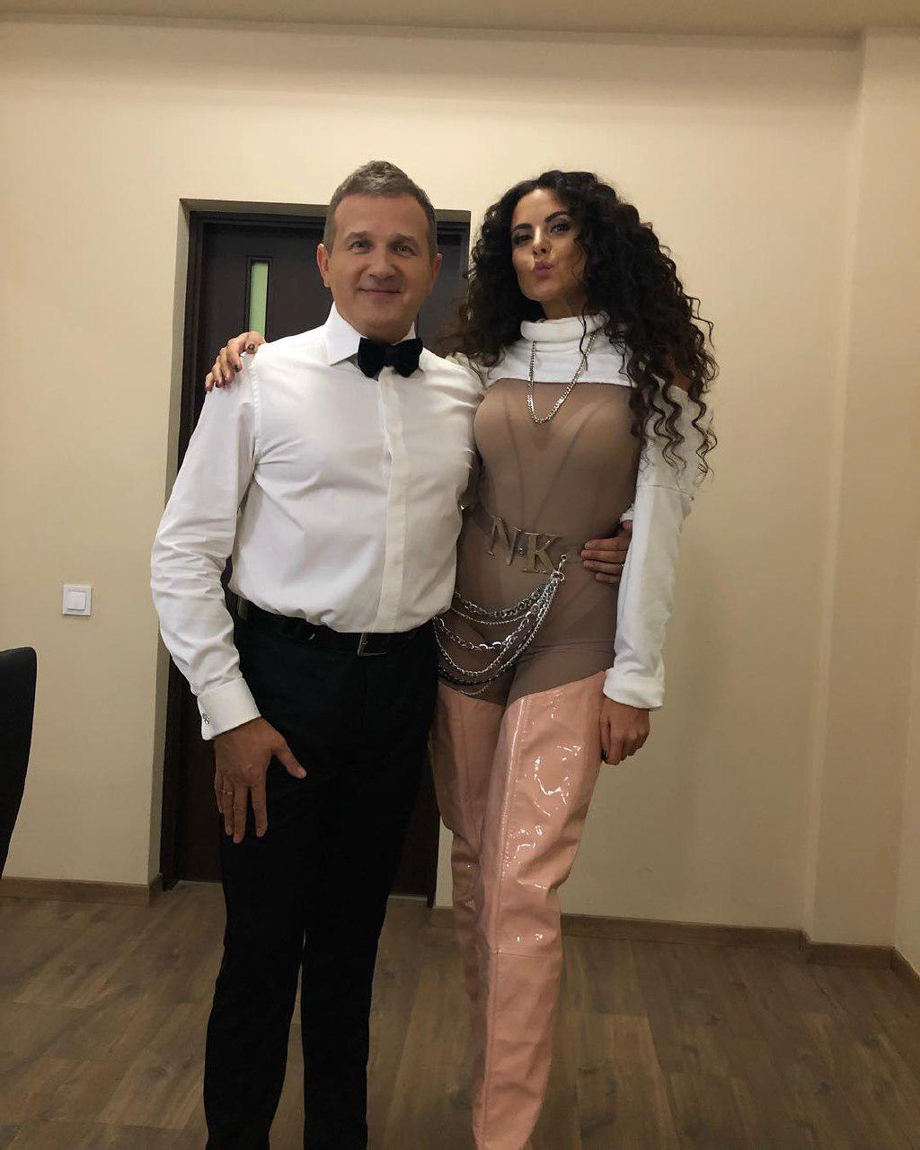 "Не хватает только шляпы": наряд Каменских на "Мисс Украина" вызвал неоднозначную реакцию