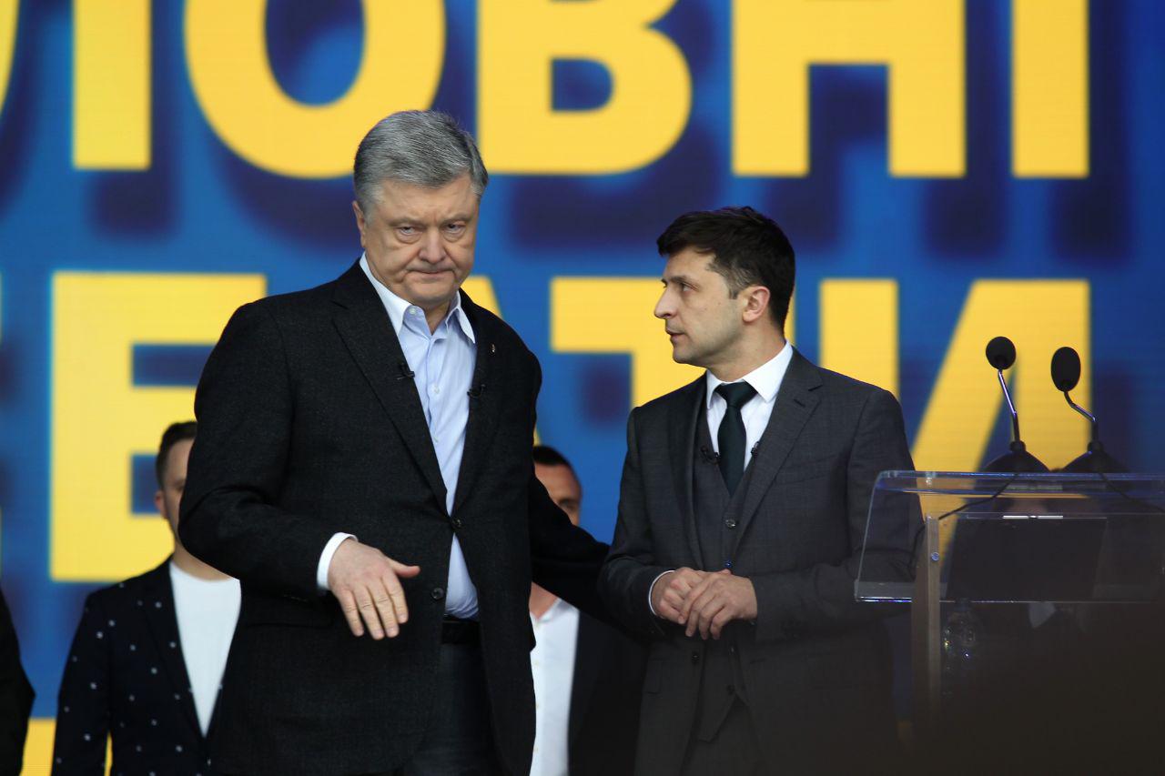 Битва года: 10 самых ярких цитат дебатов Зеленского и Порошенко