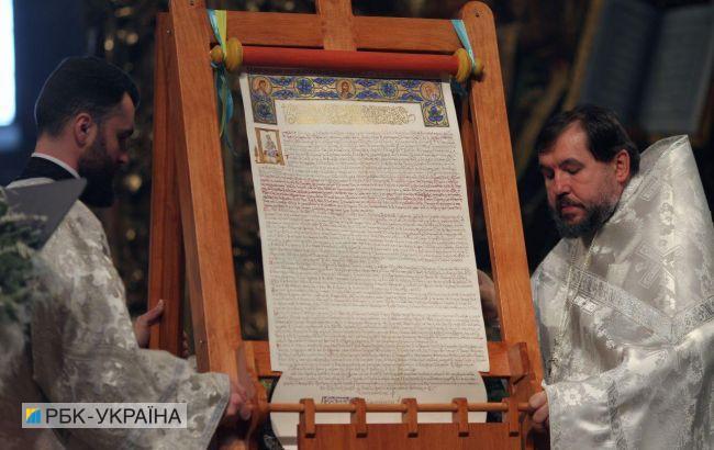 "Из агностиков рождаются искренние верующие": реакция украинцев на подписание томоса Синодом