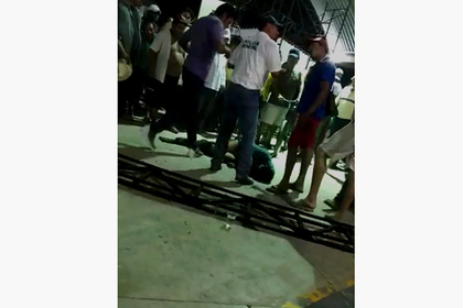 У вольєр з крокодилами: розлючений натовп жорстко розправилася з насильником