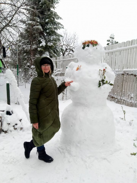 У мережі з'явилися фото "еротичних" сніговиків в Одесі