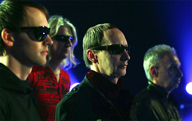 Известная российская группа, которая выступала в оккупированном Крыму, попала в аварию (фото)