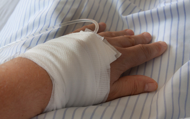 Влили шість літрів води: в Мелітополі дитину довели до коми