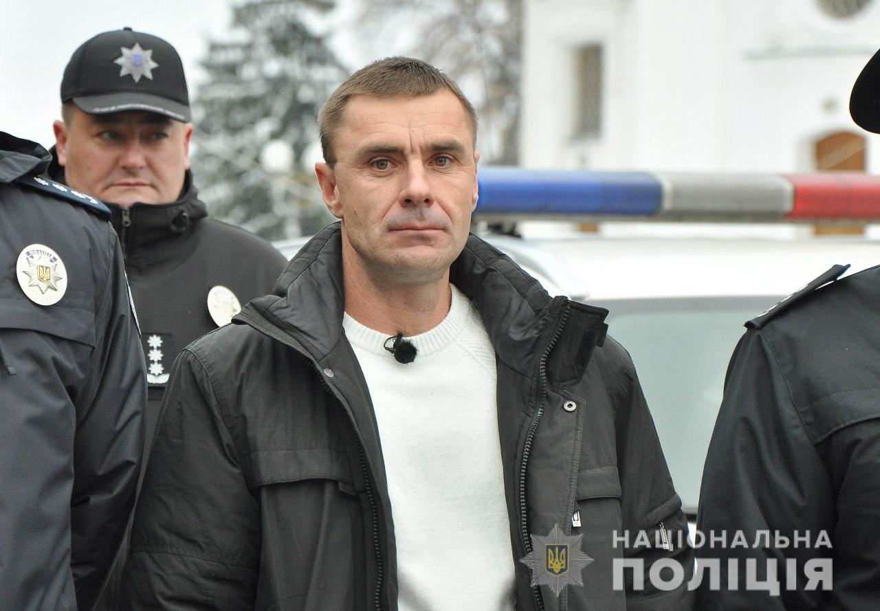 Вивіз з фронту 400 поранених бійців: &quot;автобус-привид&quot; обрав кращого водія