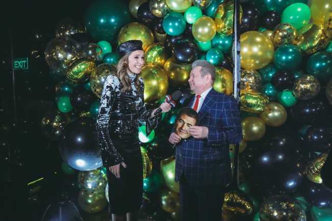 Сладкие подарки от Горбунова и стихи от Потапа: Катя Осадчая празднует день рождения