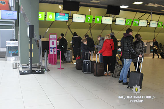 До $6 тис. на місяць: у Тернополі студенти продавали дівчат у сексуальне рабство