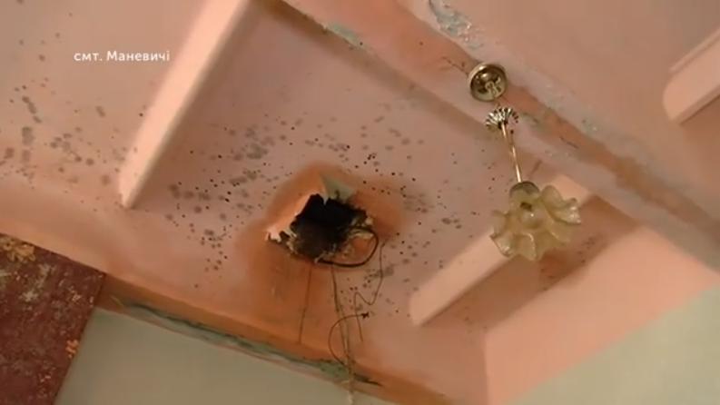 На Волыни родители запретили учить своих детей в затопленных классах