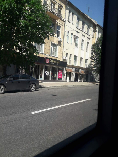 Прошел неизвестный вирус: блогер показал, как живет Донецк в 2018 году