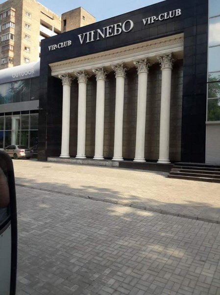 Прошел неизвестный вирус: блогер показал, как живет Донецк в 2018 году