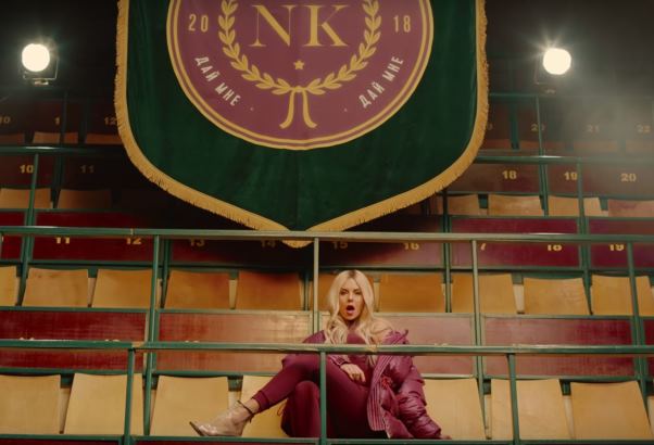 Каменских – блондинка: певица представила новый зажигательный клип (видео)