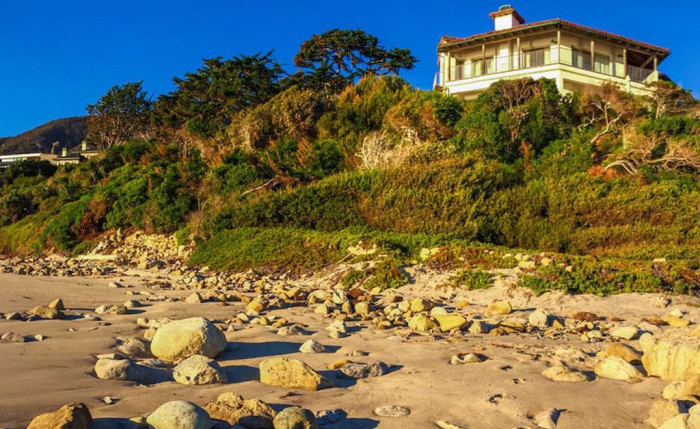 Синди Кроуфорд продает роскошный особняк в Малибу