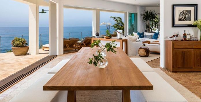 Синди Кроуфорд продает роскошный особняк в Малибу