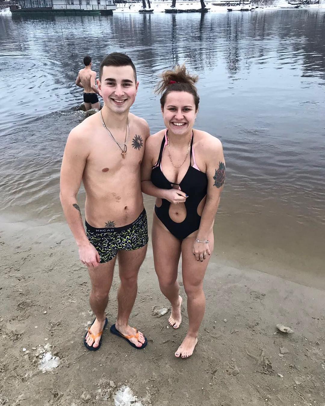 Хрещення 2018: українці хваляться екстремальними морозними фото і відео