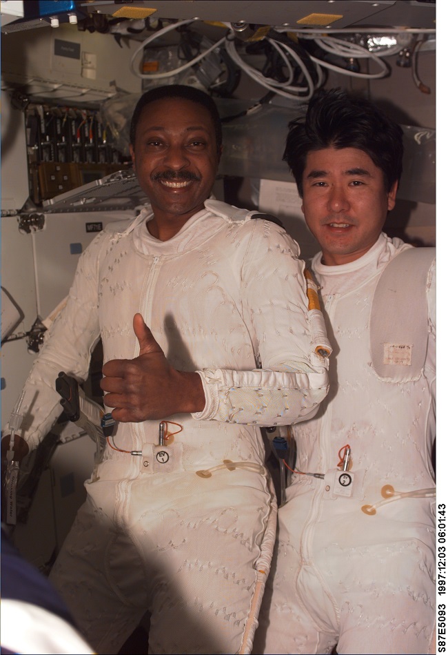 Астронавти Уїнстон Скотт і Такао Дої