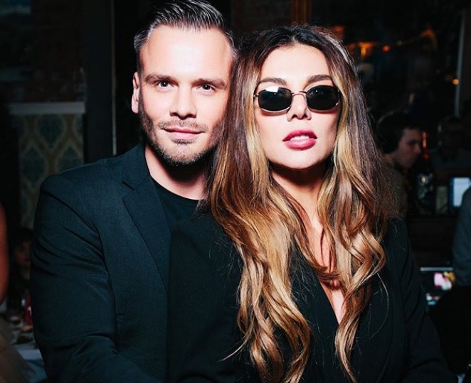 "Любов - це гра" Анна Седокова заінтригувала фото з незнайомцем