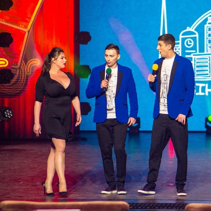 Українка з 11-м розміром грудей подалася в кіно: фото красуні