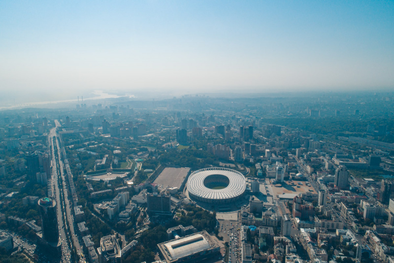 Смог в Киеве: специалисты назвали причину странного дыма (видео)