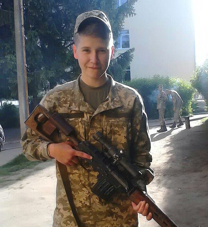 Солдат Олеся: в мережі показали фото загиблої 19-річної військової ЗСУ