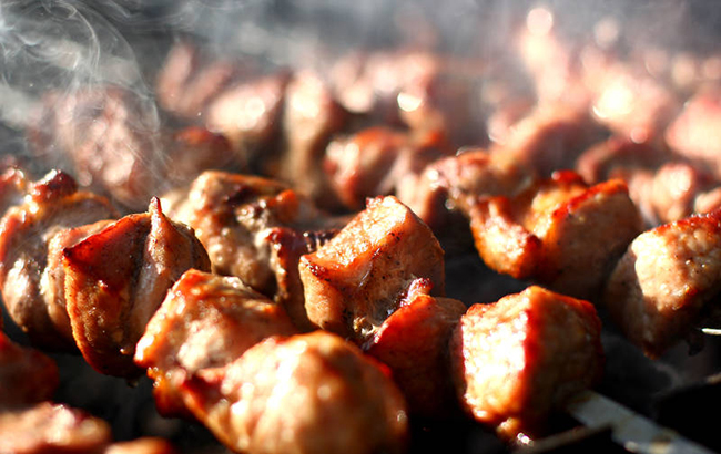 Индекс шашлыка 2019: в какую сумму украинцам обойдется набор для пикника