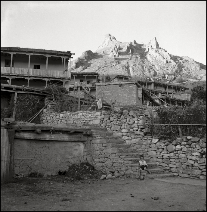 За рік до депортації: як жили татари в Криму до сталінських репресій (рідкісні фото)