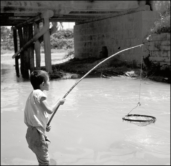 За рік до депортації: як жили татари в Криму до сталінських репресій (рідкісні фото)