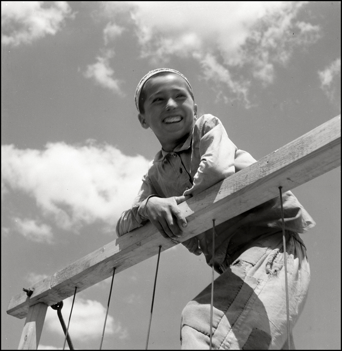 За рік до депортації: як жили татари в Криму до сталінських репресій (рідкісні фото)