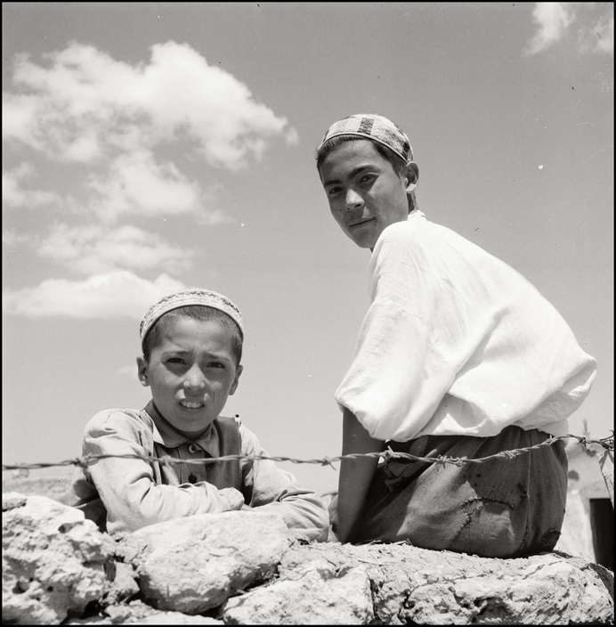 За рік до депортації: як жили татари в Криму до сталінських репресій (рідкісні фото)